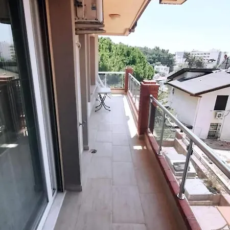 Ladys 1 App 2 Slp Met Zwembad Apartmán